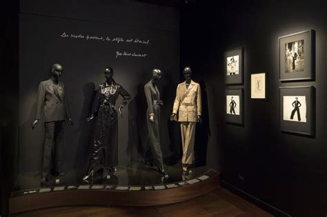 parcours inaugural yves saint laurent|Musée Yves Saint Laurent Paris .